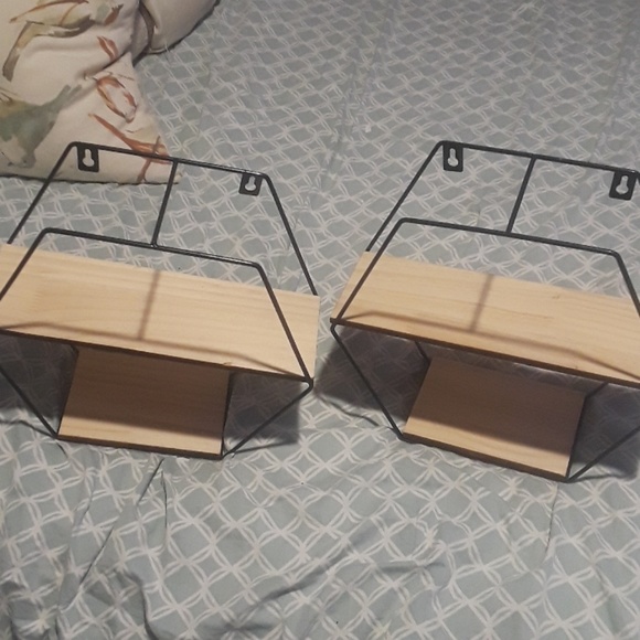 Two Polygon shelfs! - Picture 4 of 4